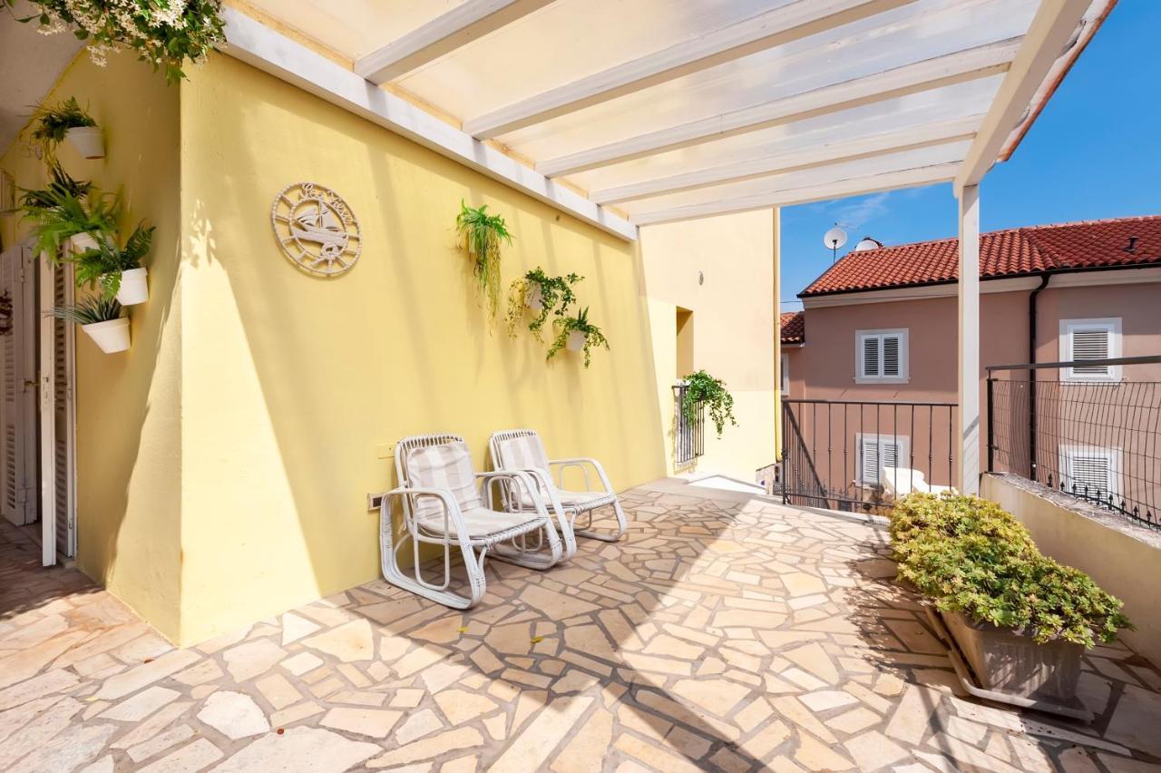 Apartment Bassano Ровінь Екстер'єр фото