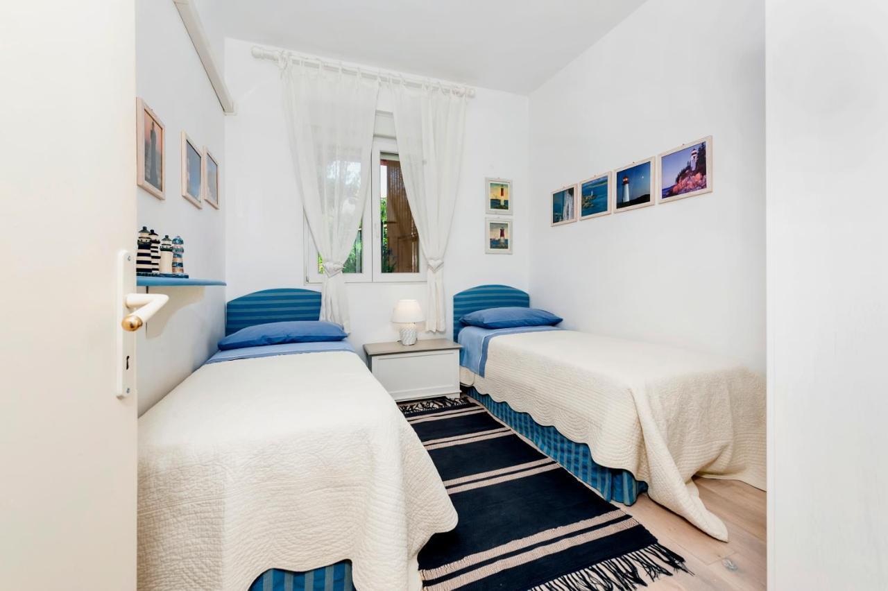 Apartment Bassano Ровінь Екстер'єр фото